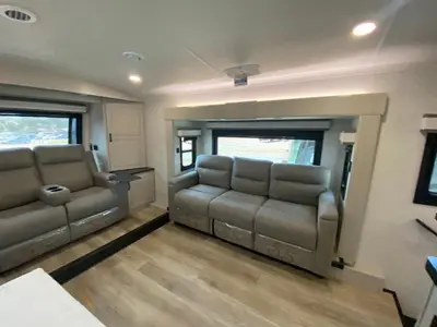 2026 Jayco North Point photo 37