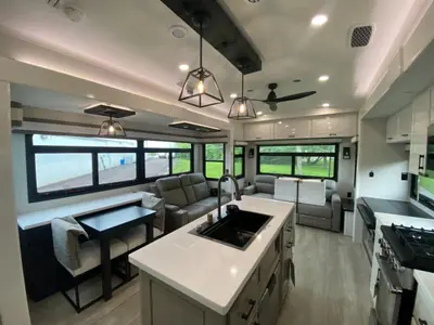 2026 Jayco Pinnacle photo 17