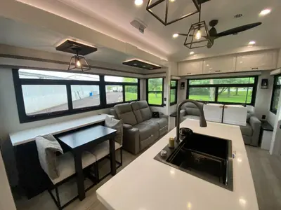 2026 Jayco Pinnacle photo 18