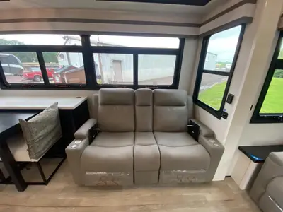 2026 Jayco Pinnacle photo 22