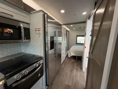 2027 Jayco Precept photo 30