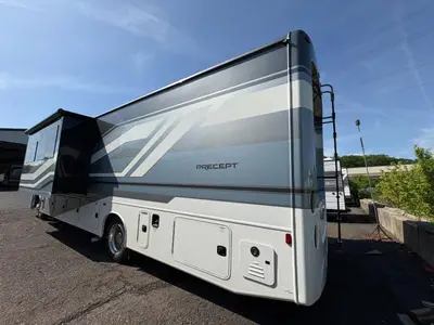 2027 Jayco Precept photo 9