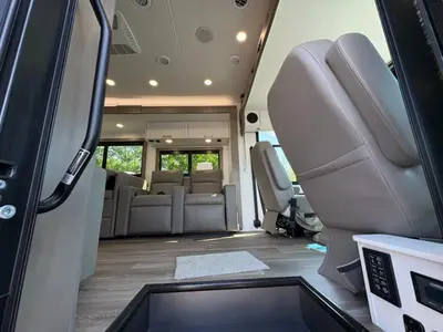 2027 Jayco Precept photo 15
