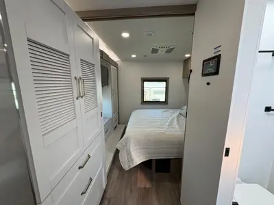 2027 Jayco Precept photo 33