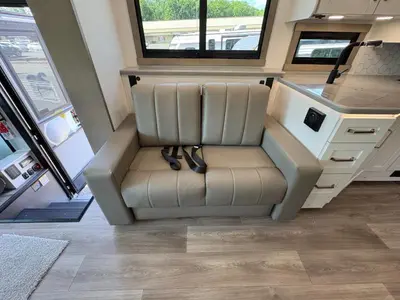 2027 Jayco Precept photo 23