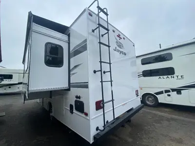 2026 Jayco Redhawk photo 7