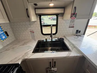 2026 Jayco Seismic photo 19