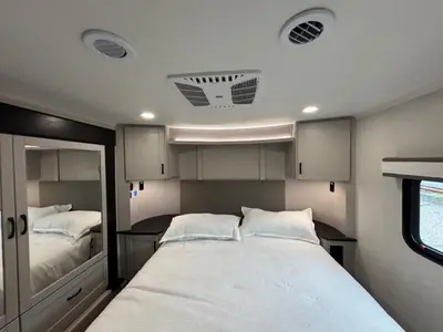 2026 Jayco Seismic photo 45