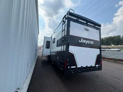 2026 Jayco Seismic photo 5