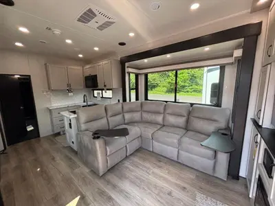 2026 Jayco Seismic photo 19