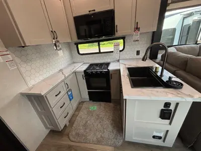 2026 Jayco Seismic photo 49