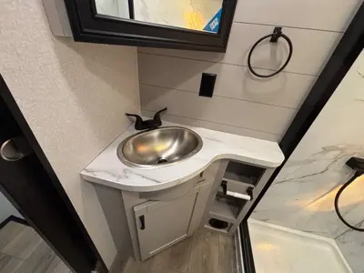 2026 Jayco Seismic photo 33