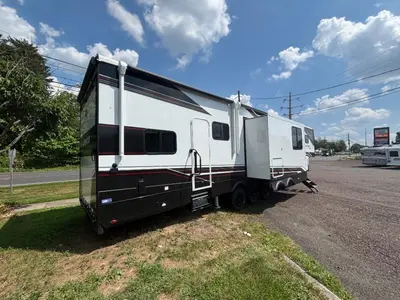2026 Jayco Seismic photo 11