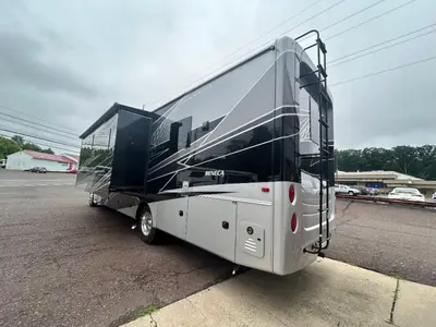 2026 Jayco Seneca photo 14