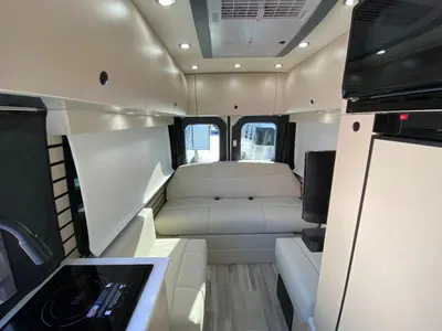 2026 Pleasure-Way Ascent photo 26