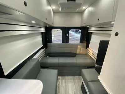 2026 Pleasure-Way Ontour photo 23