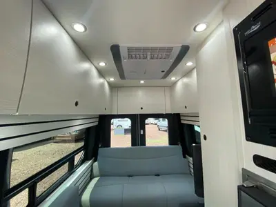 2026 Pleasure-Way Ontour photo 28