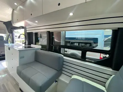 2026 Pleasure-Way Ontour photo 31