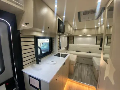 2026 Pleasure-Way Plateau XLTS photo 14