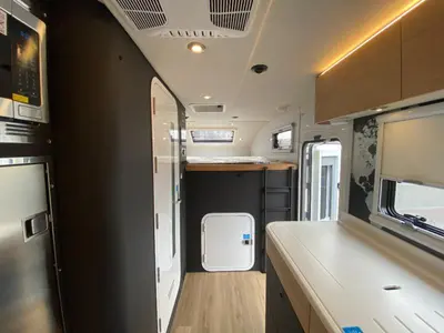2026 Storyteller Overland GXV photo 43