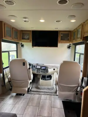 2020 TIFFIN MOTORHOMES ALLEGRO OPEN ROAD photo 4