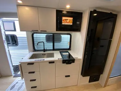 2026 Winnebago Micro Minnie photo 11