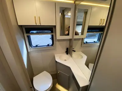 2026 Winnebago Navion photo 32