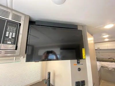 2026 Winnebago Navion photo 26