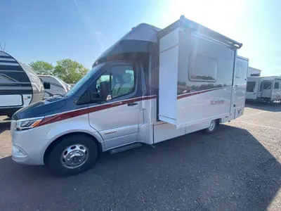 2026 Winnebago Navion photo 6