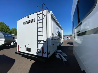 2026 Winnebago Thrive photo 11