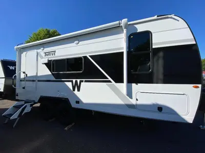 2026 Winnebago Thrive photo 15