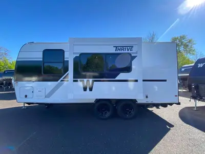 2026 Winnebago Thrive photo 6