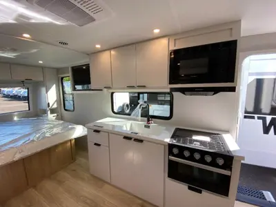 2026 Winnebago Thrive photo 23