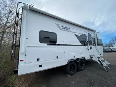 2026 Winnebago Thrive photo 6