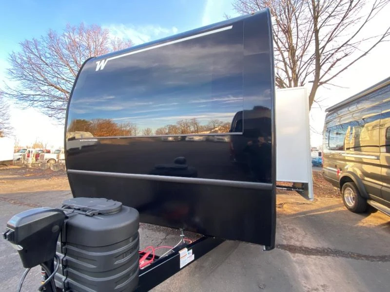 2026 Winnebago Thrive exterior