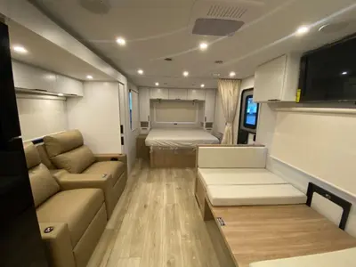 2026 Winnebago Thrive photo 44