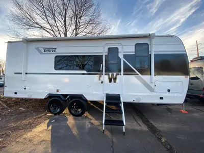 2026 Winnebago Thrive photo 9