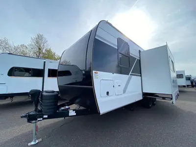 2026 Winnebago Thrive photo 4