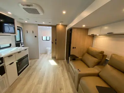2026 Winnebago Thrive photo 40