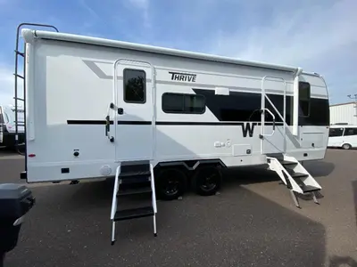 2026 Winnebago Thrive photo 11