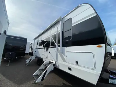 2026 Winnebago Thrive photo 13
