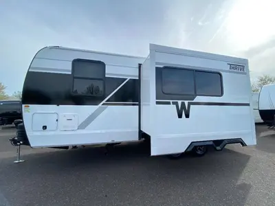 2026 Winnebago Thrive photo 5