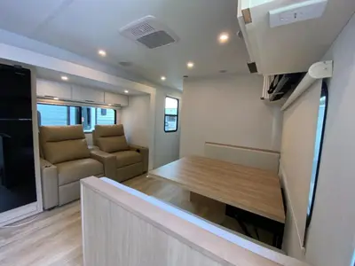 2026 Winnebago Thrive photo 10