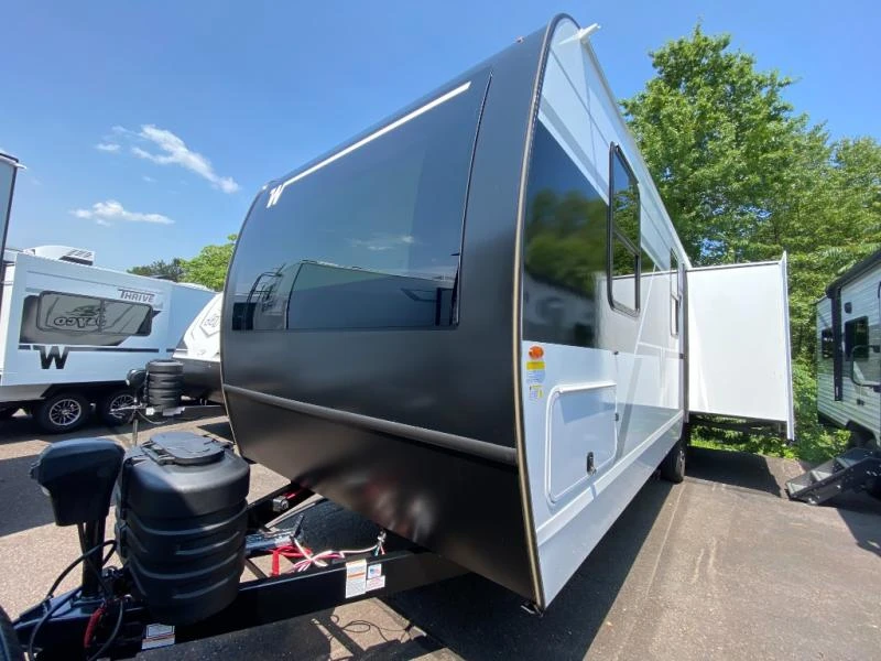 2026 Winnebago Thrive exterior