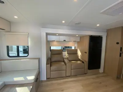 2026 Winnebago Thrive photo 13