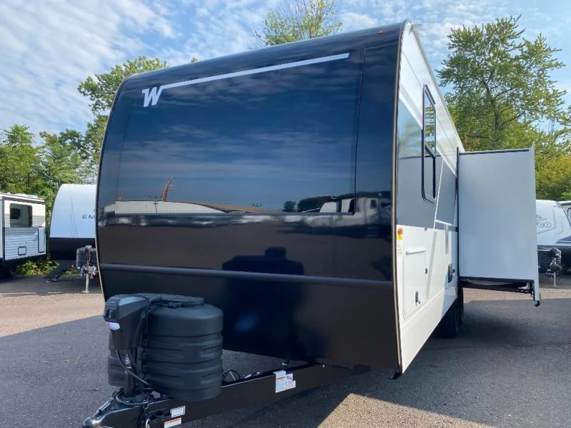 2026 Winnebago Thrive exterior