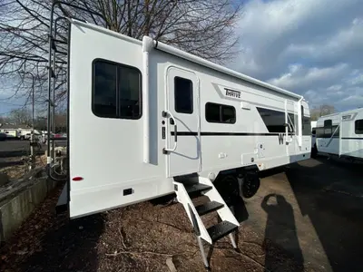 2026 Winnebago Thrive photo 8
