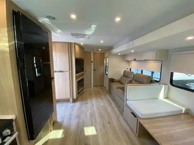 2026 Winnebago Thrive photo 29