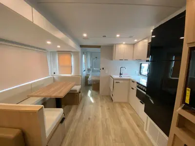 2026 Winnebago Thrive photo 19