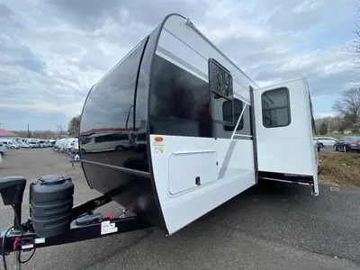 2026 Winnebago Thrive photo 4